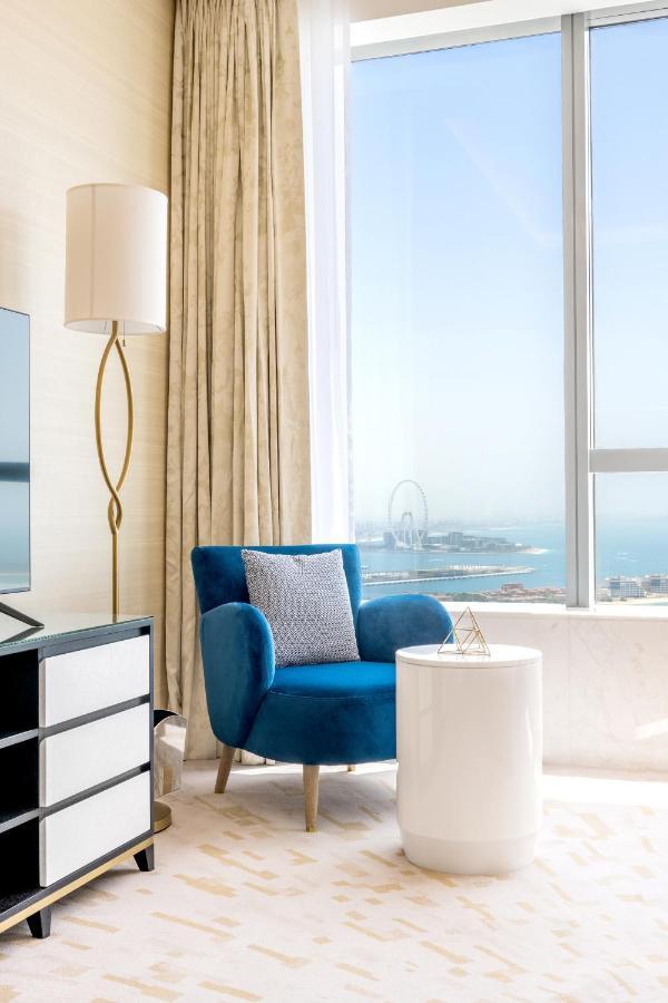 Ultra Luxury Palm Tower With Shared Hotel Facilities 두바이 외부 사진