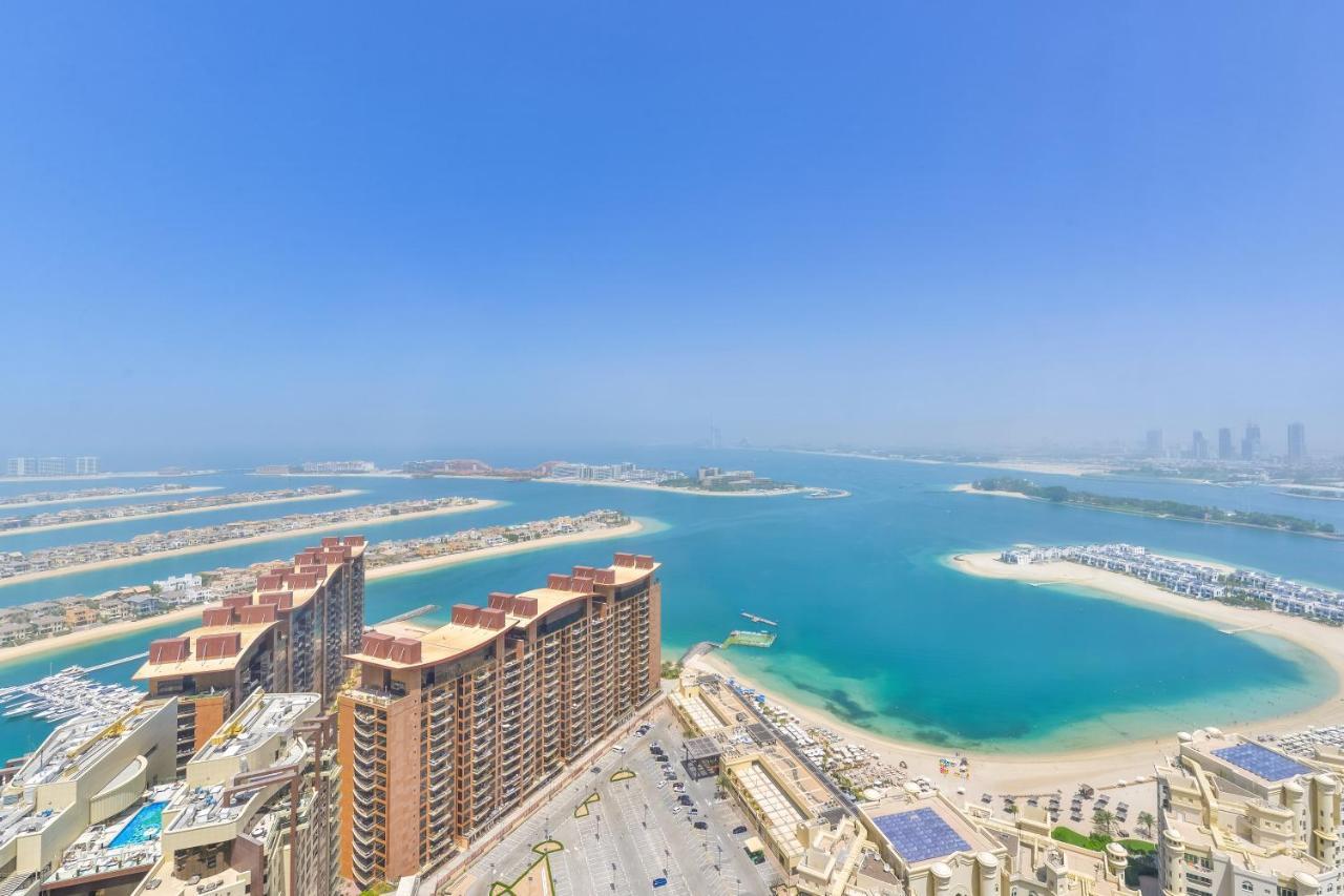 Ultra Luxury Palm Tower With Shared Hotel Facilities 두바이 외부 사진