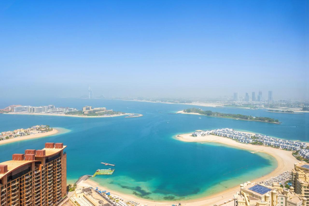 Ultra Luxury Palm Tower With Shared Hotel Facilities 두바이 외부 사진