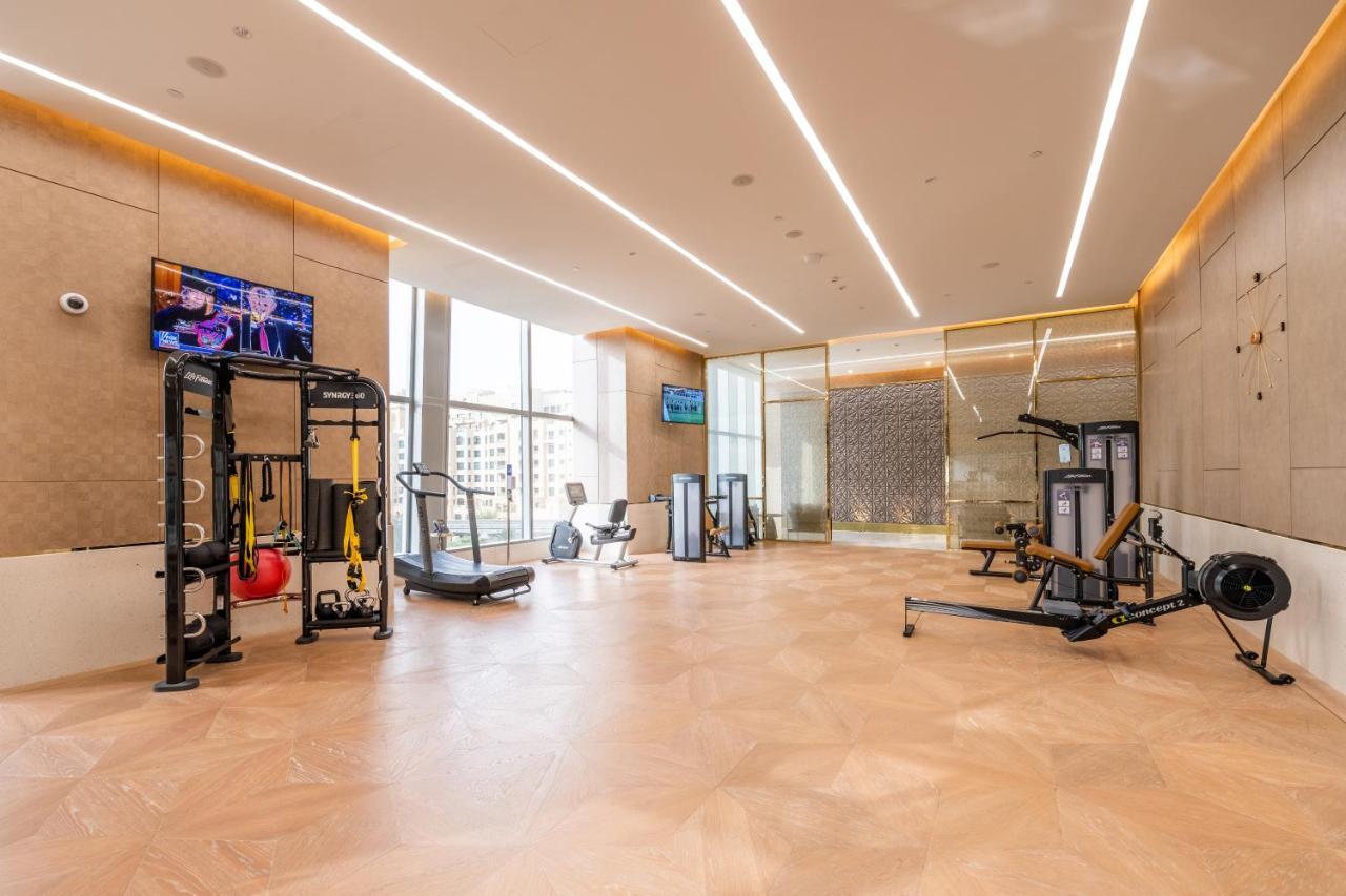 Ultra Luxury Palm Tower With Shared Hotel Facilities 두바이 외부 사진
