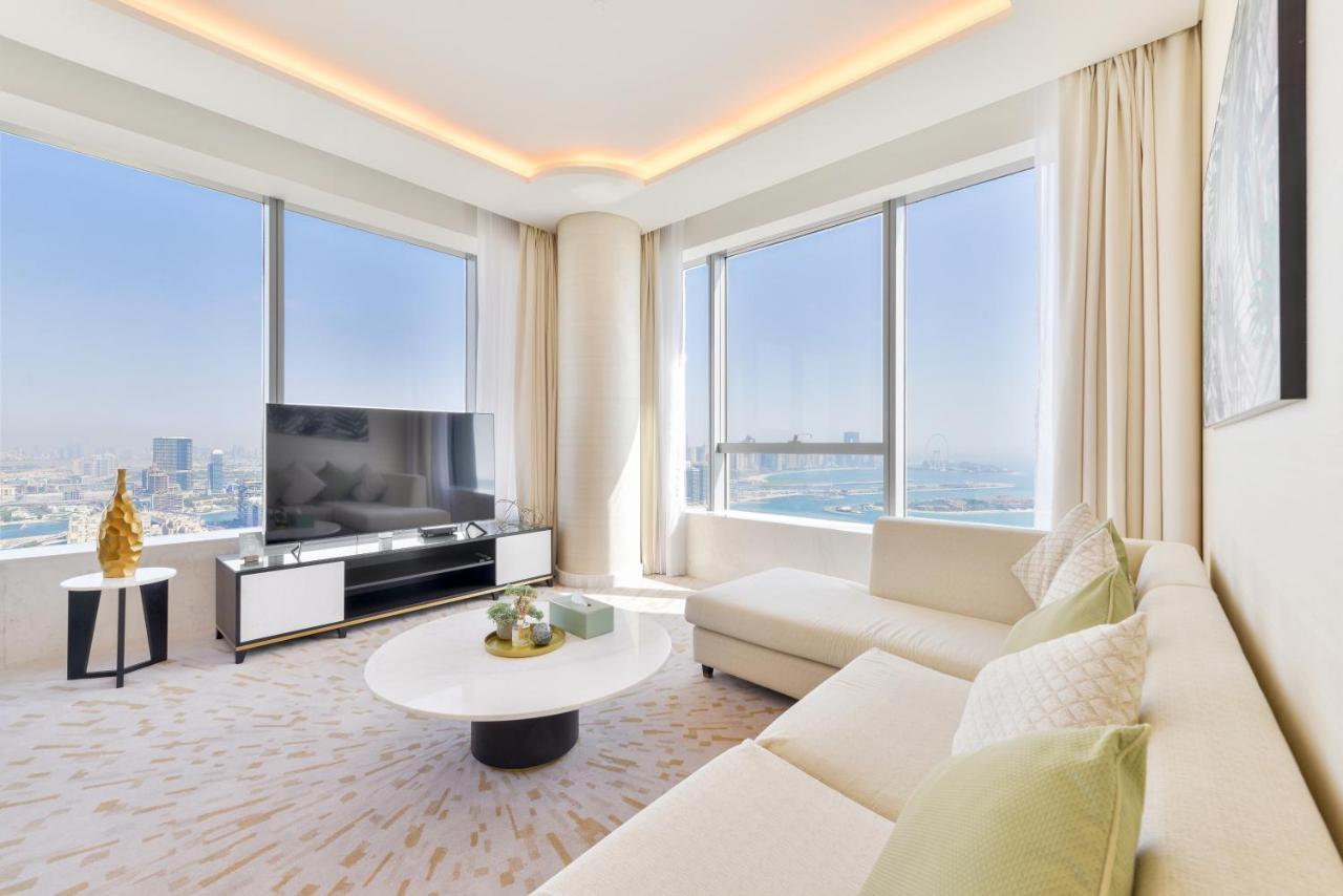 Ultra Luxury Palm Tower With Shared Hotel Facilities 두바이 외부 사진