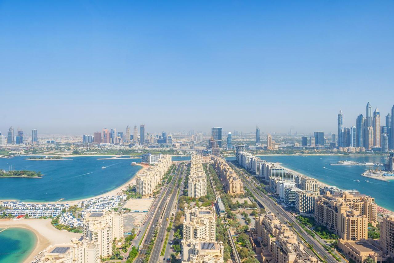 Ultra Luxury Palm Tower With Shared Hotel Facilities 두바이 외부 사진