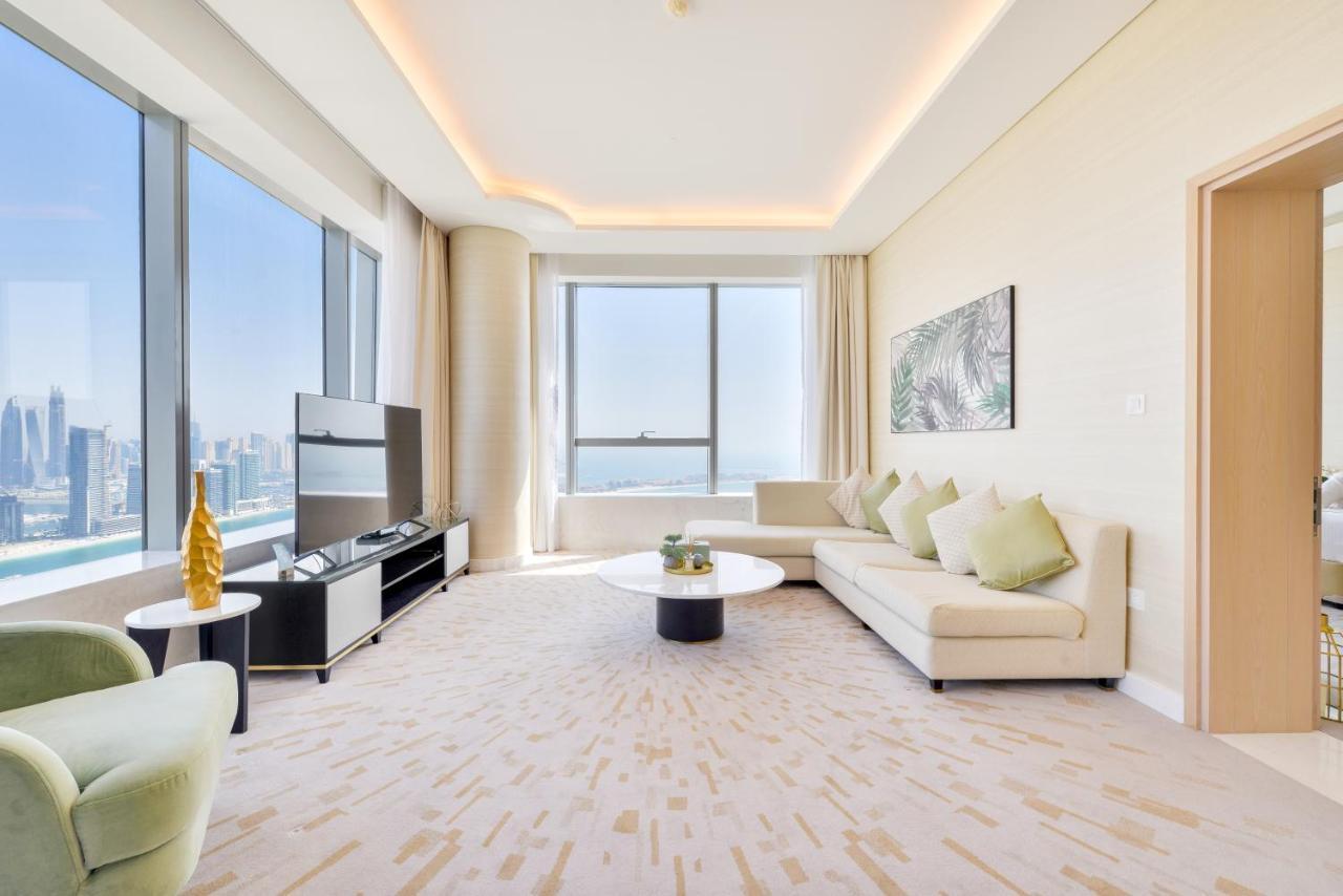 Ultra Luxury Palm Tower With Shared Hotel Facilities 두바이 외부 사진